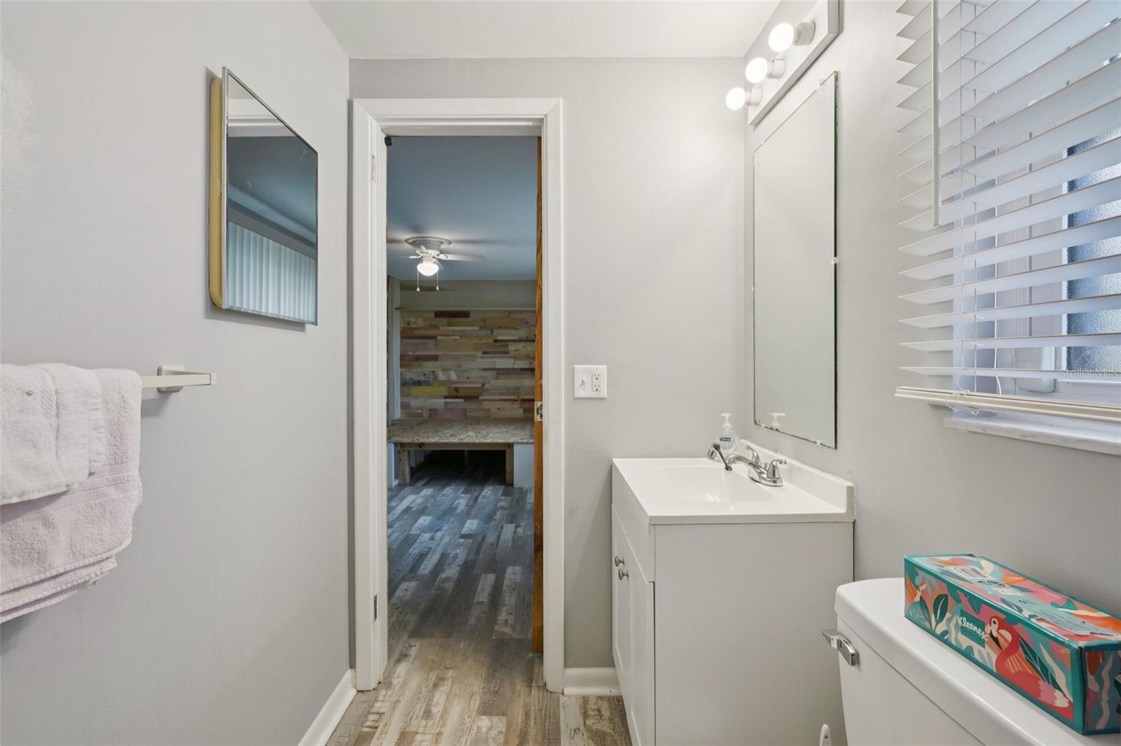 EL HOADLEYS ADD - Residential