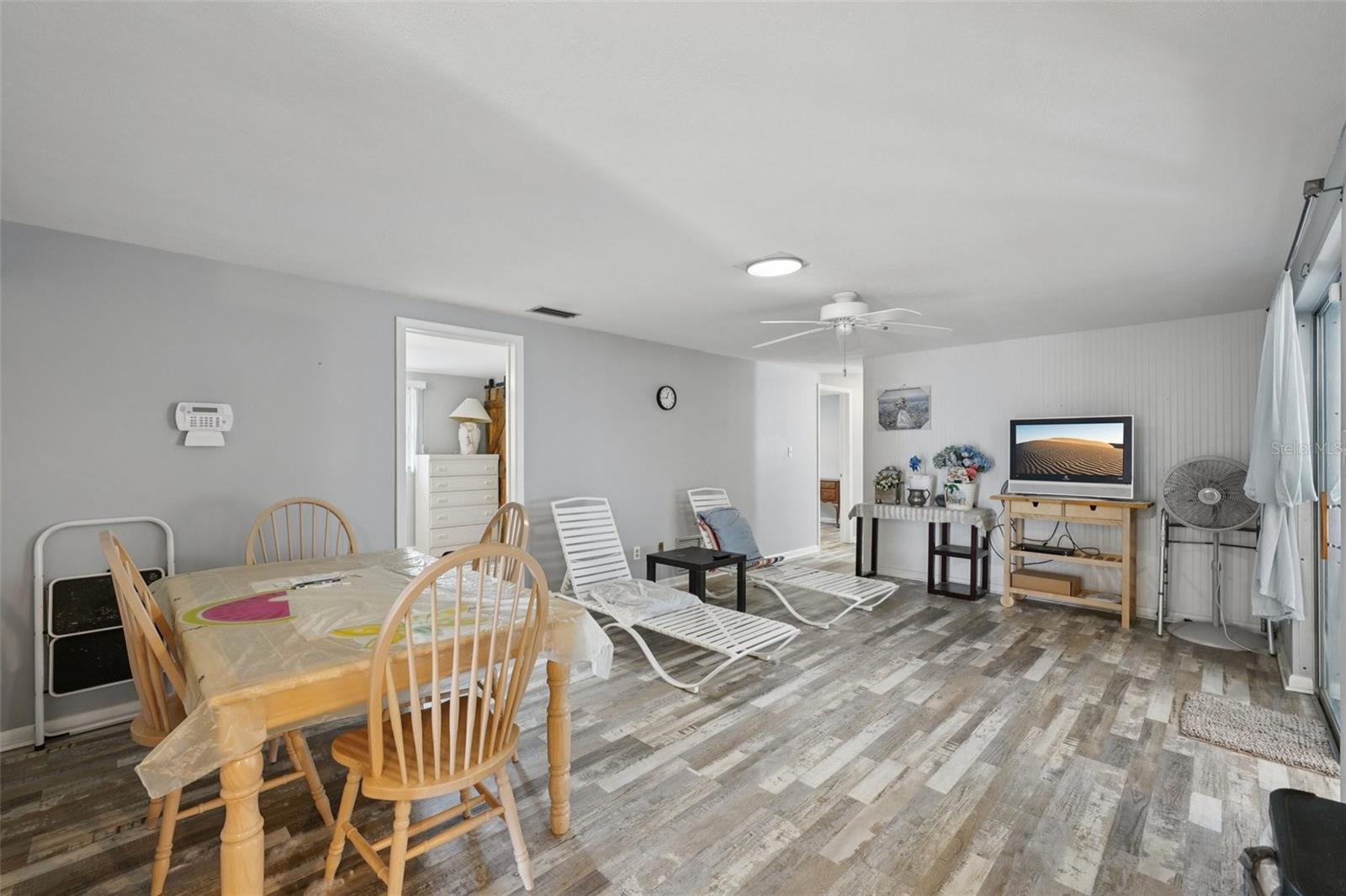 EL HOADLEYS ADD - Residential