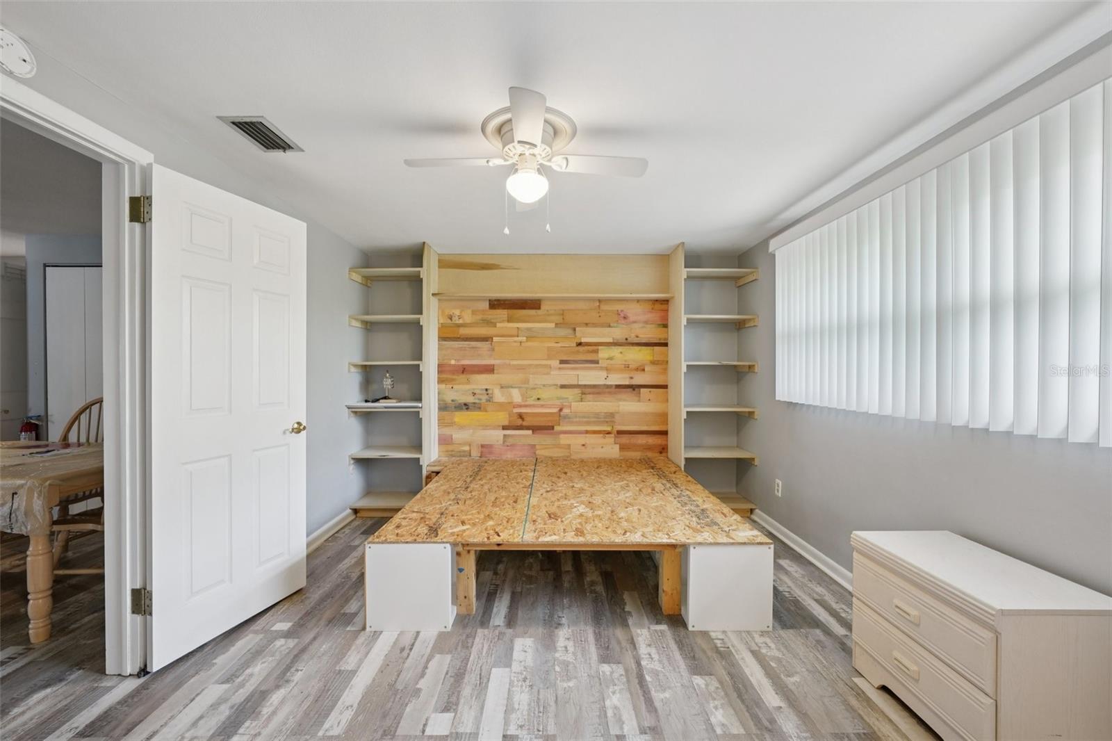 EL HOADLEYS ADD - Residential