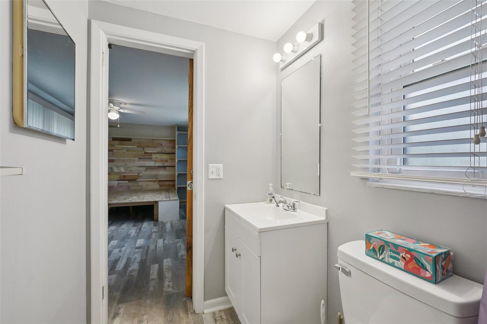 EL HOADLEYS ADD - Residential