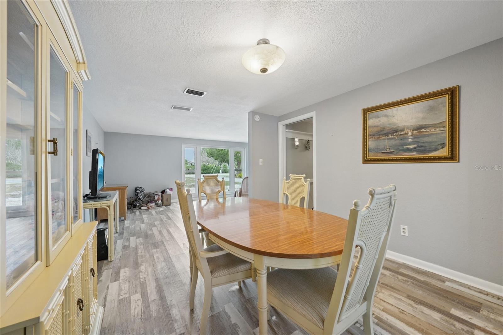 EL HOADLEYS ADD - Residential