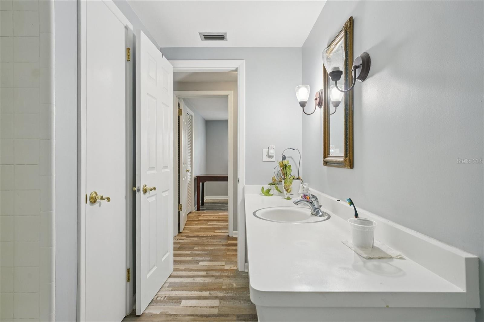 EL HOADLEYS ADD - Residential