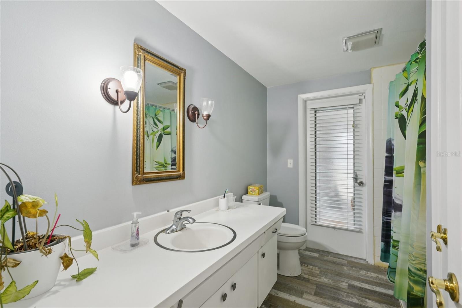 EL HOADLEYS ADD - Residential