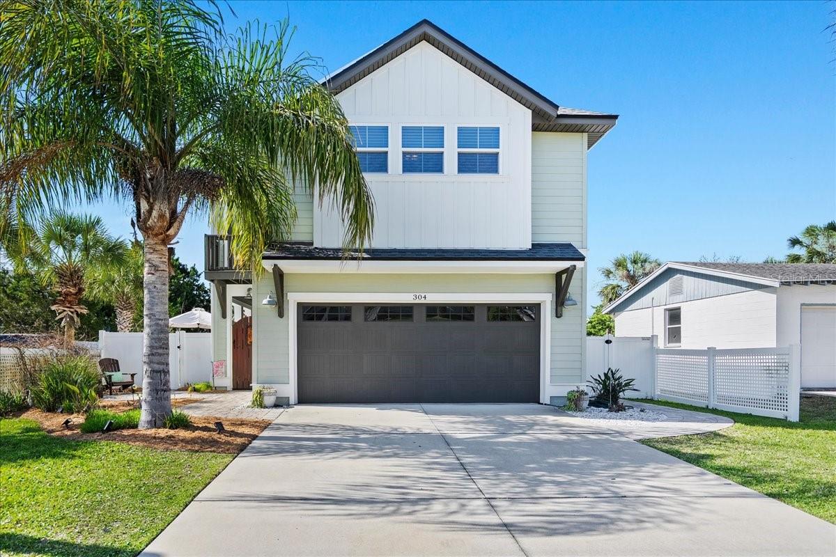 DAVIS SHORES - Residential