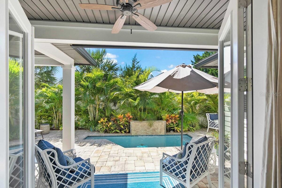 DAVIS SHORES - Residential