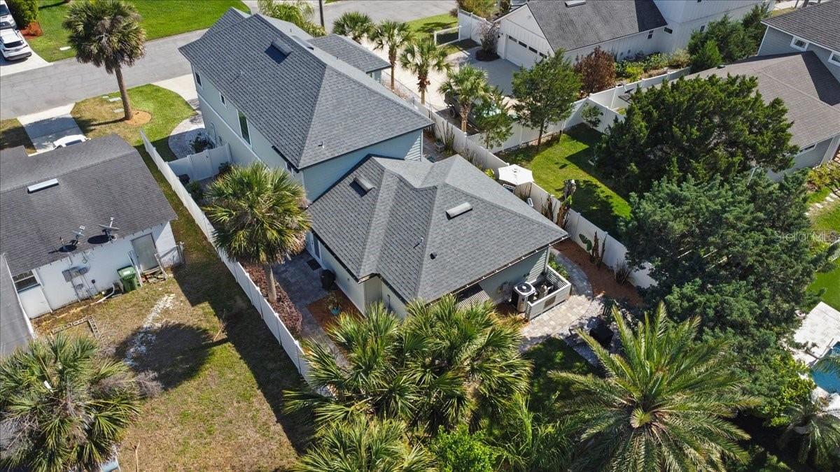 DAVIS SHORES - Residential