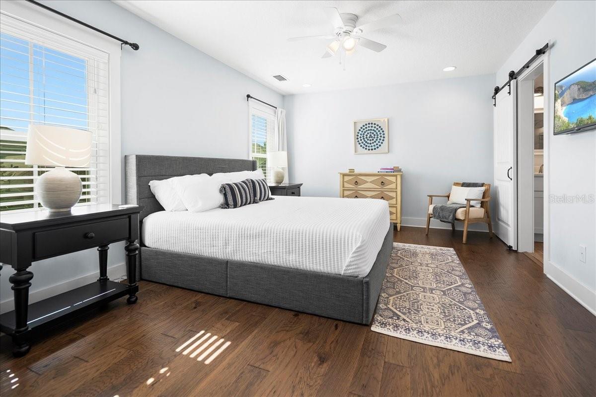 DAVIS SHORES - Residential