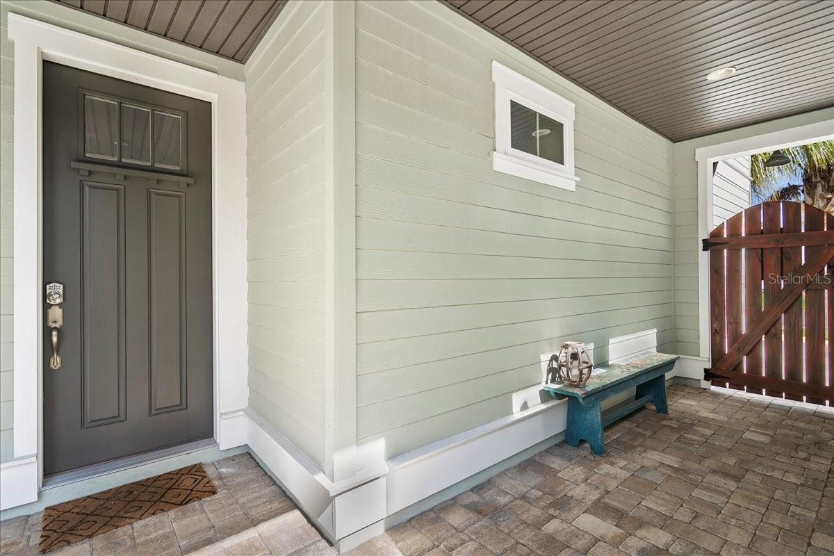 DAVIS SHORES - Residential