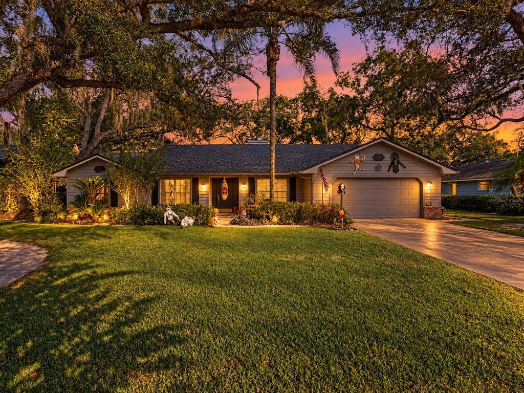 Photo of 676 Mourning Dove Circle, Lake Mary, FL 32746 (MLS # O6453716)