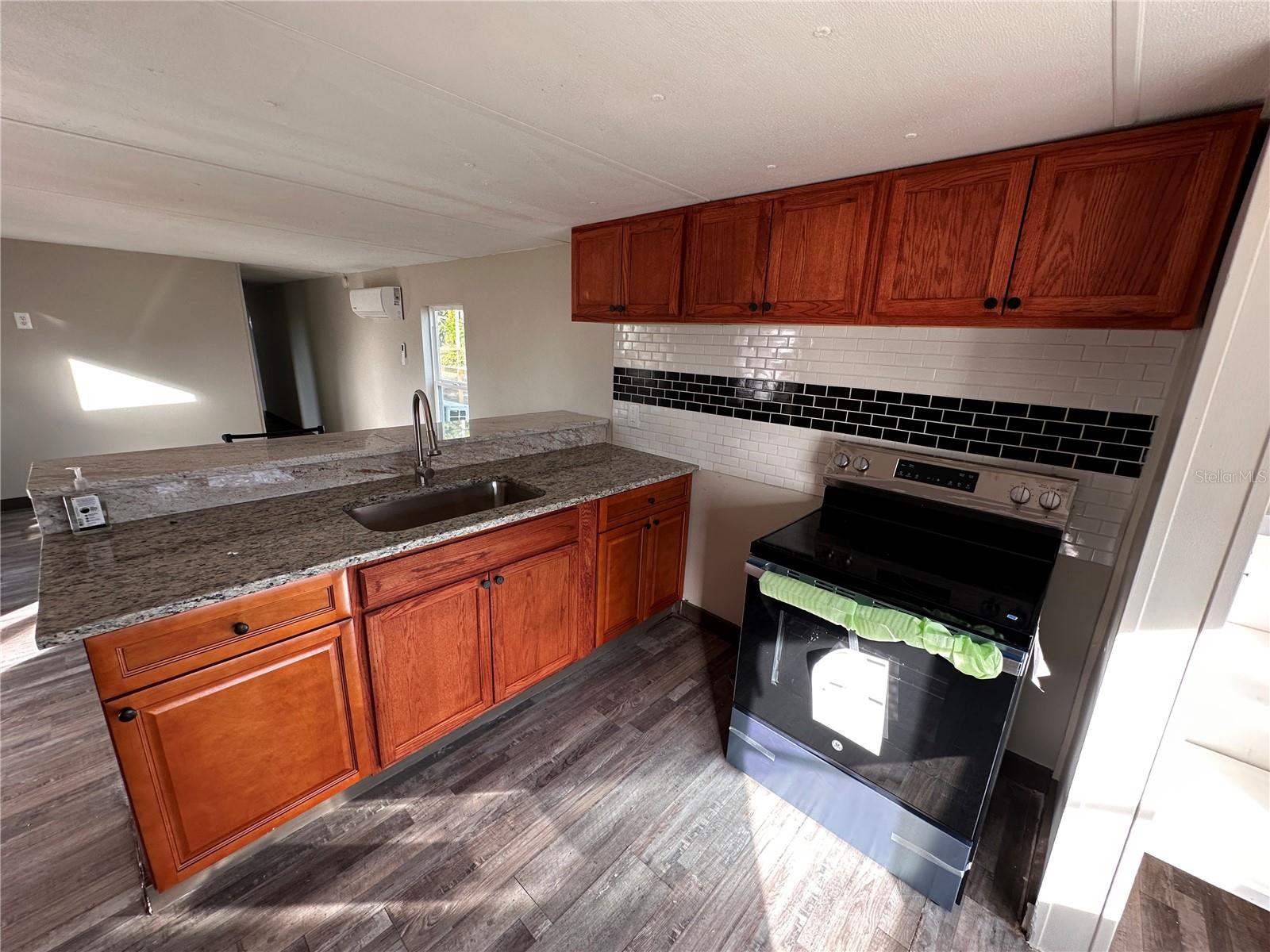 TANGERINE ESTATES - Residential