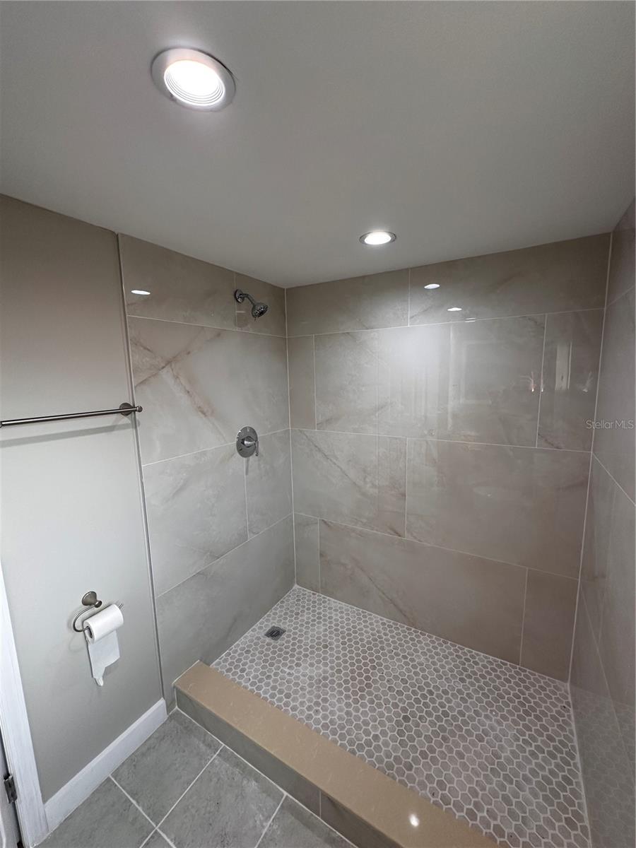 TANGERINE ESTATES - Residential