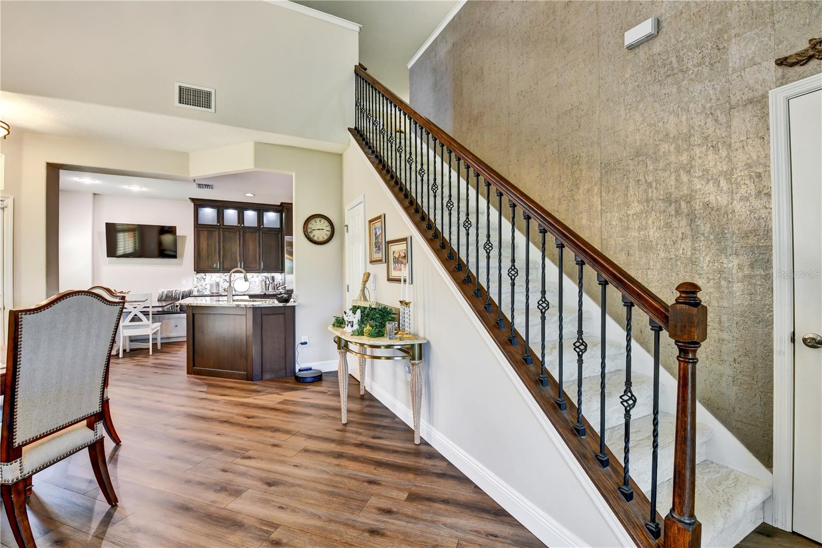 HIDDEN BAYOU TWNHMS - Residential