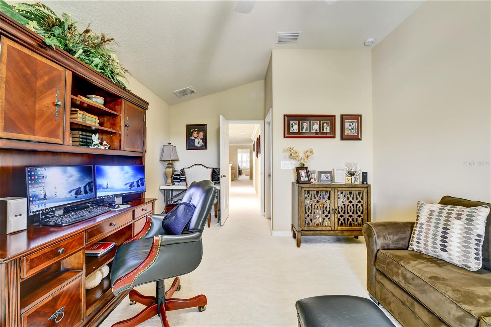 HIDDEN BAYOU TWNHMS - Residential