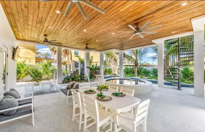 MIRA MAR BEACH - Residential