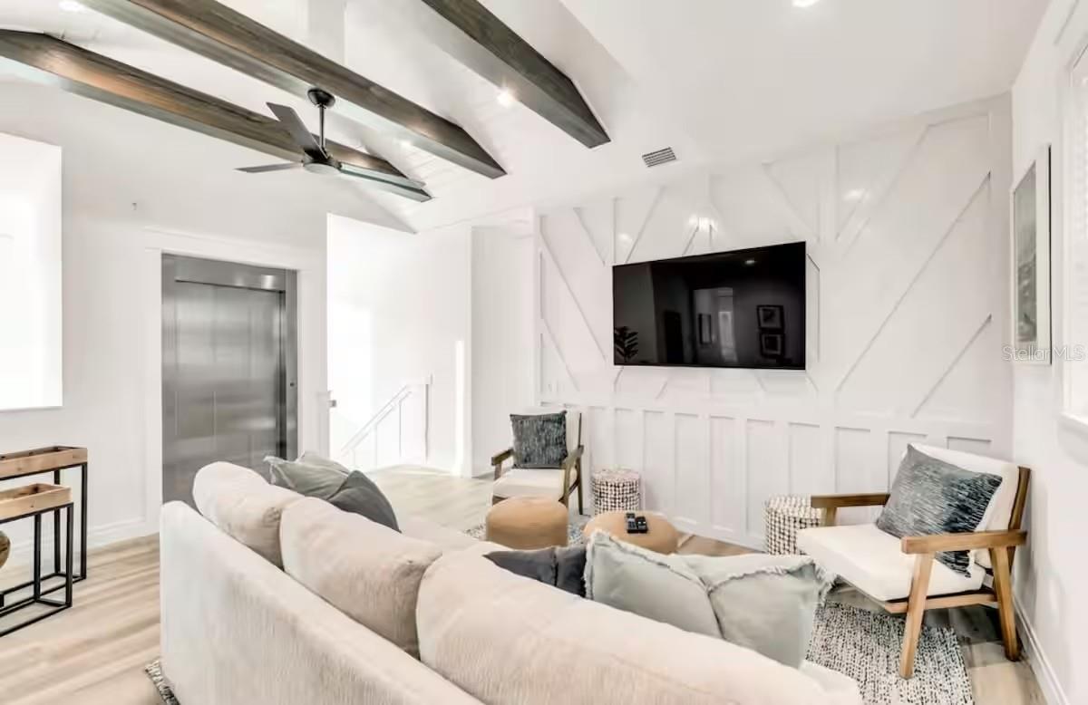 MIRA MAR BEACH - Residential