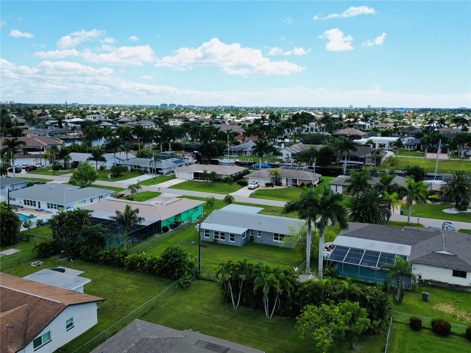 CAPE CORAL - Residential