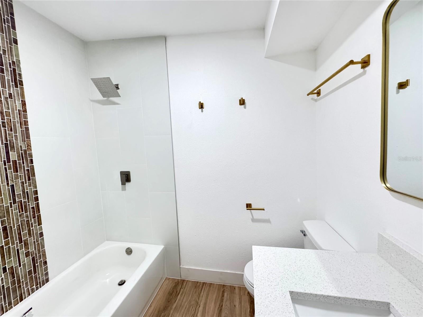 7913 TIDEWATER TRAIL