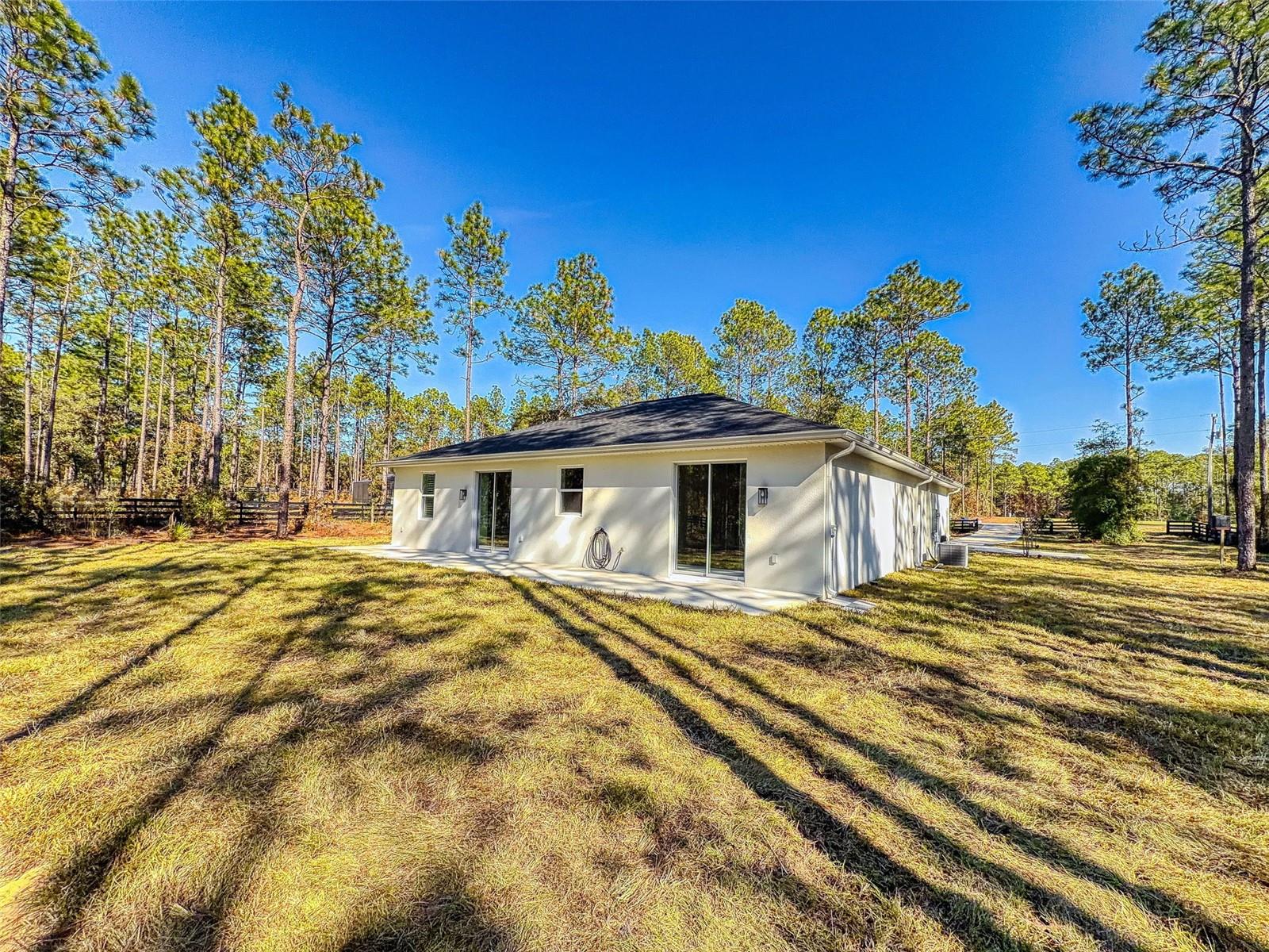 ROLLING HILLS UN FOUR - Residential