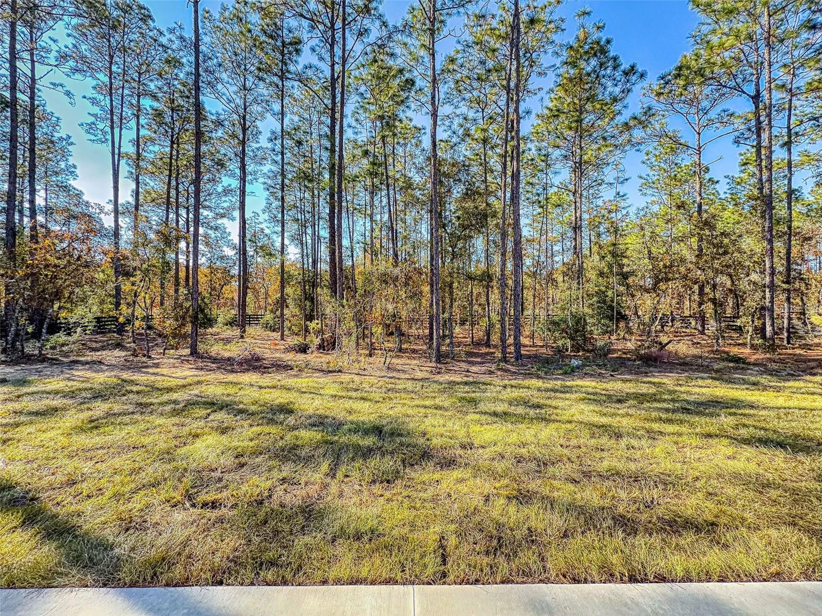 ROLLING HILLS UN FOUR - Residential