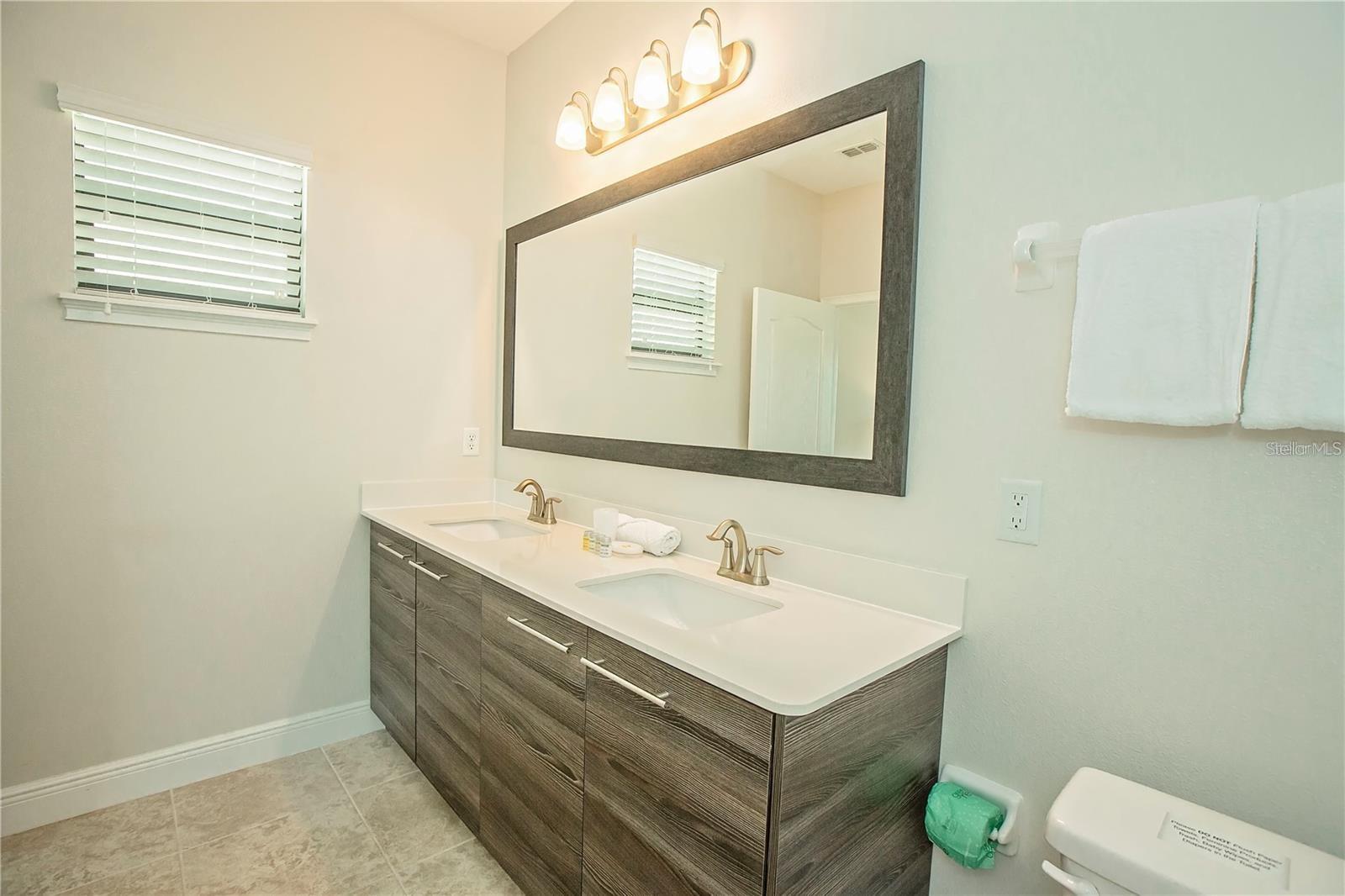 BALMORAL ESTATES - Residential Lease