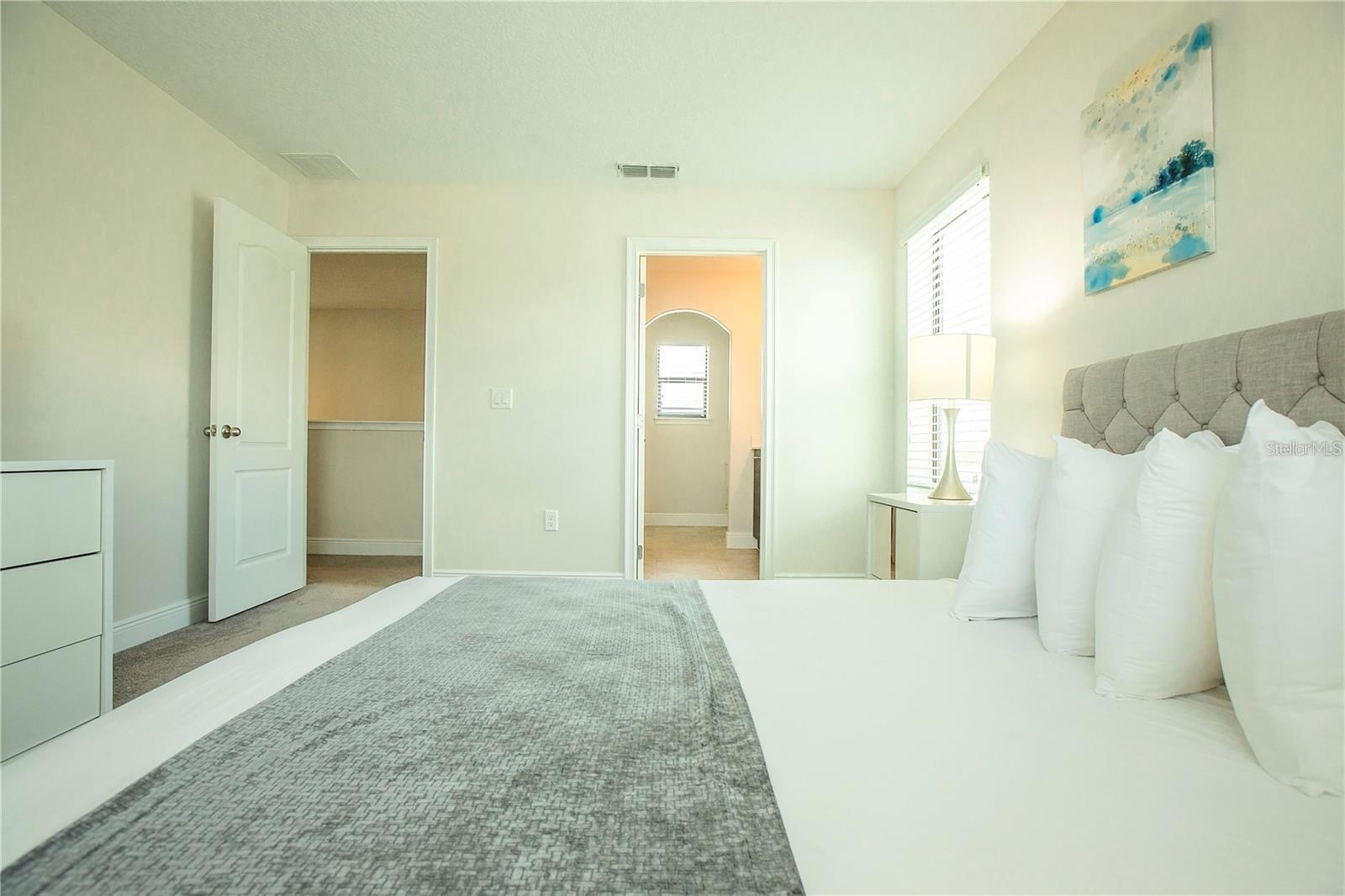 BALMORAL ESTATES - Residential Lease