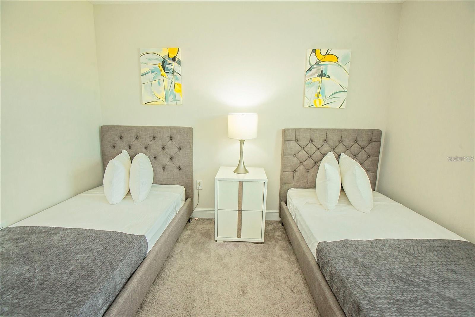 BALMORAL ESTATES - Residential Lease