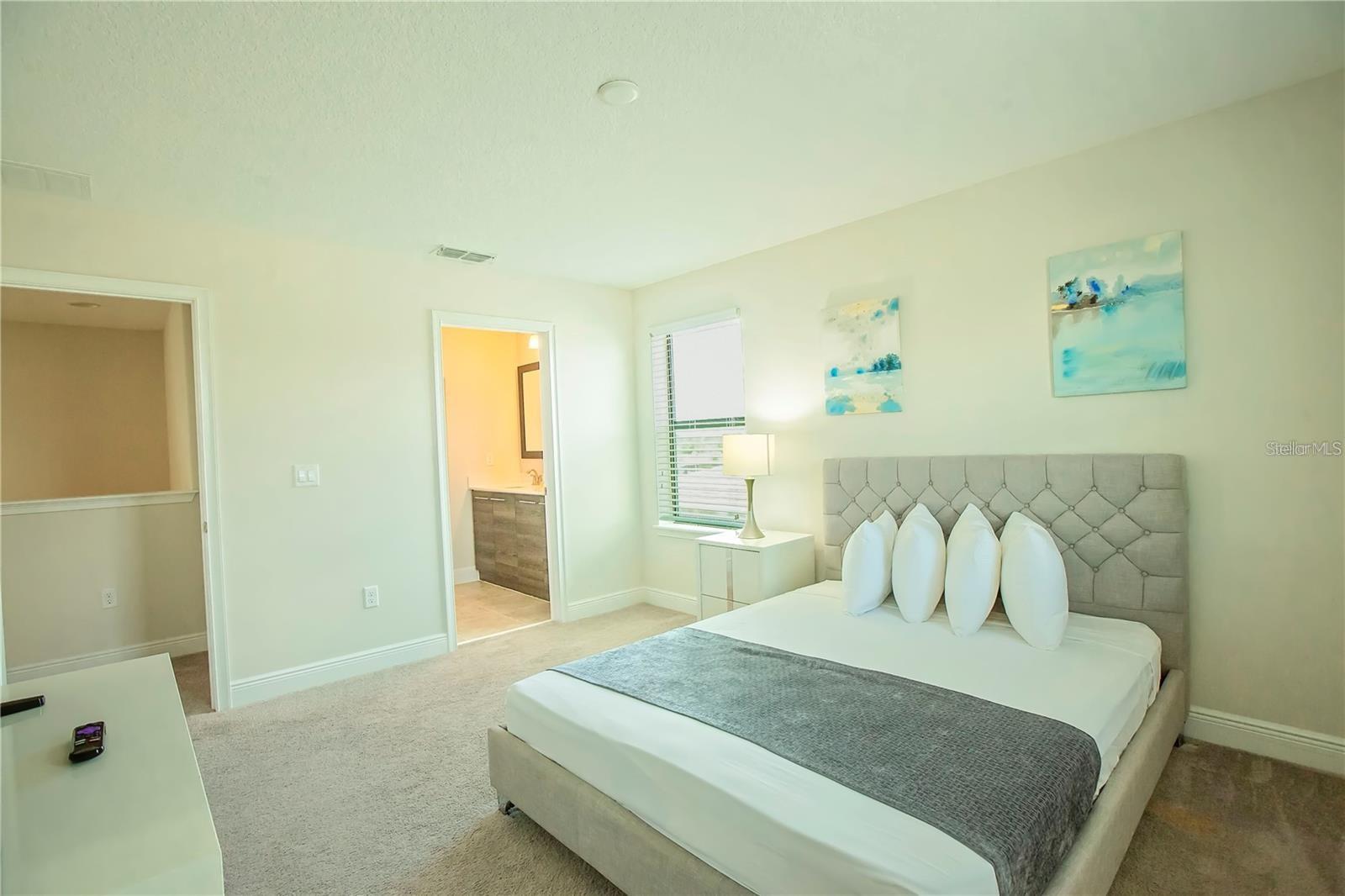 BALMORAL ESTATES - Residential Lease