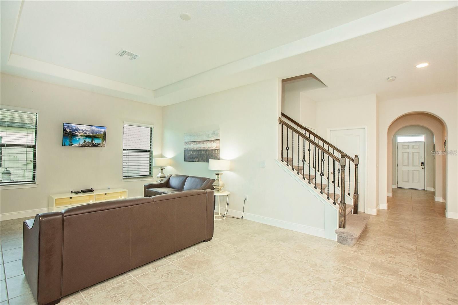 BALMORAL ESTATES - Residential Lease