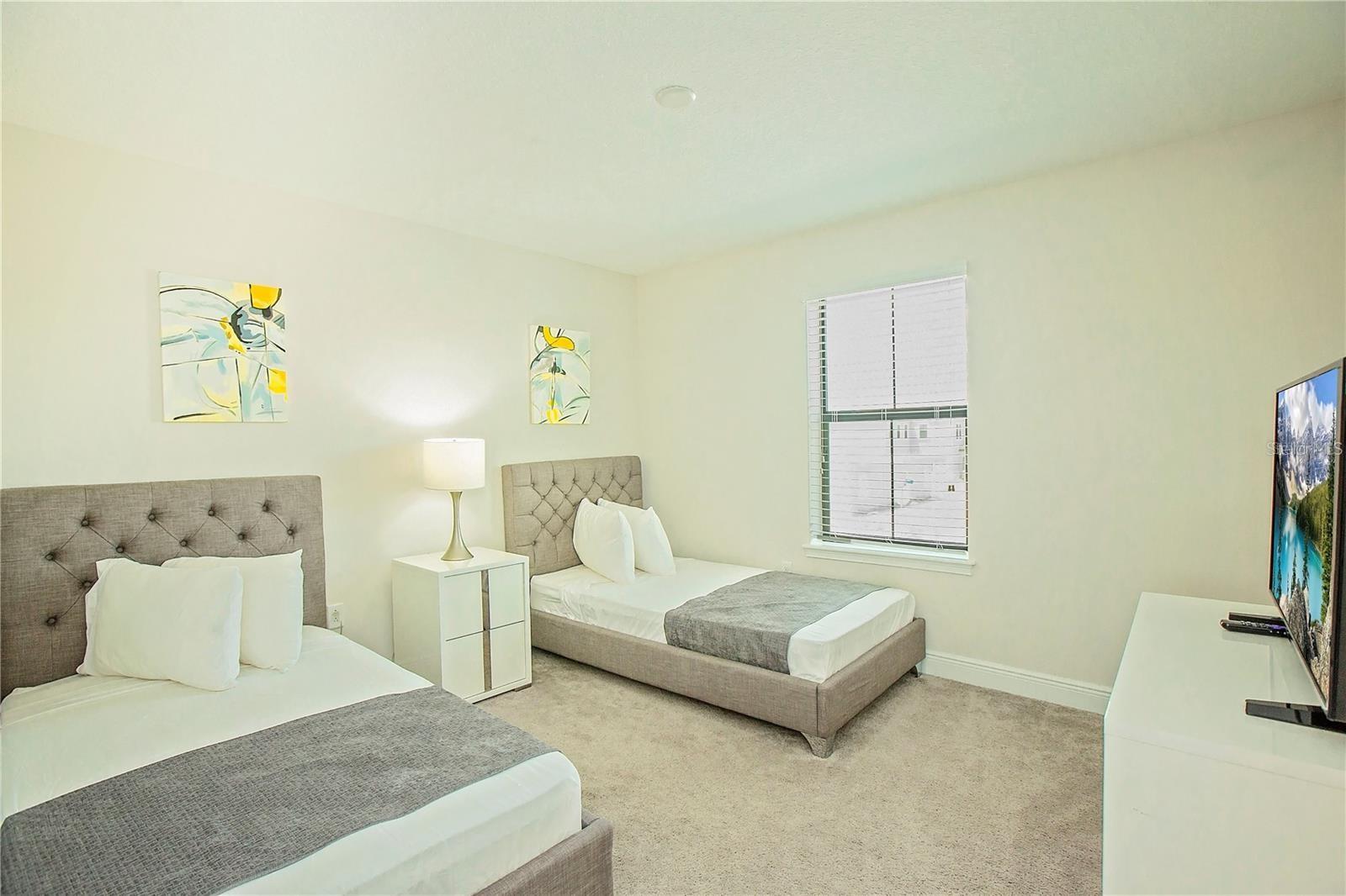 BALMORAL ESTATES - Residential Lease