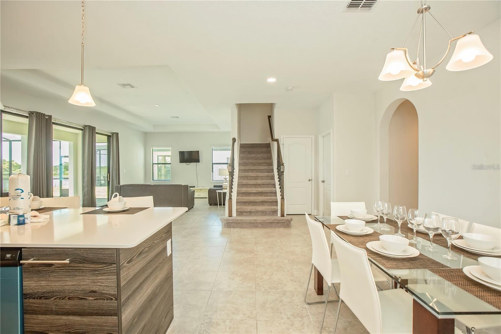 BALMORAL ESTATES - Residential Lease