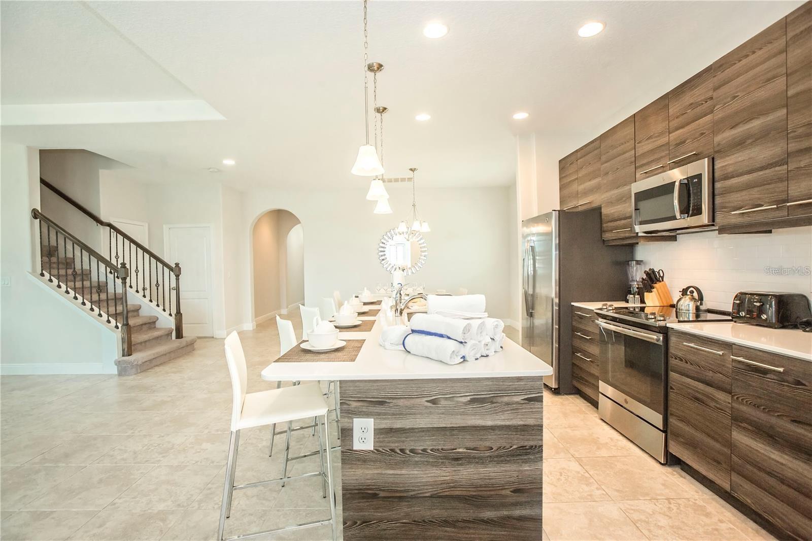 BALMORAL ESTATES - Residential Lease