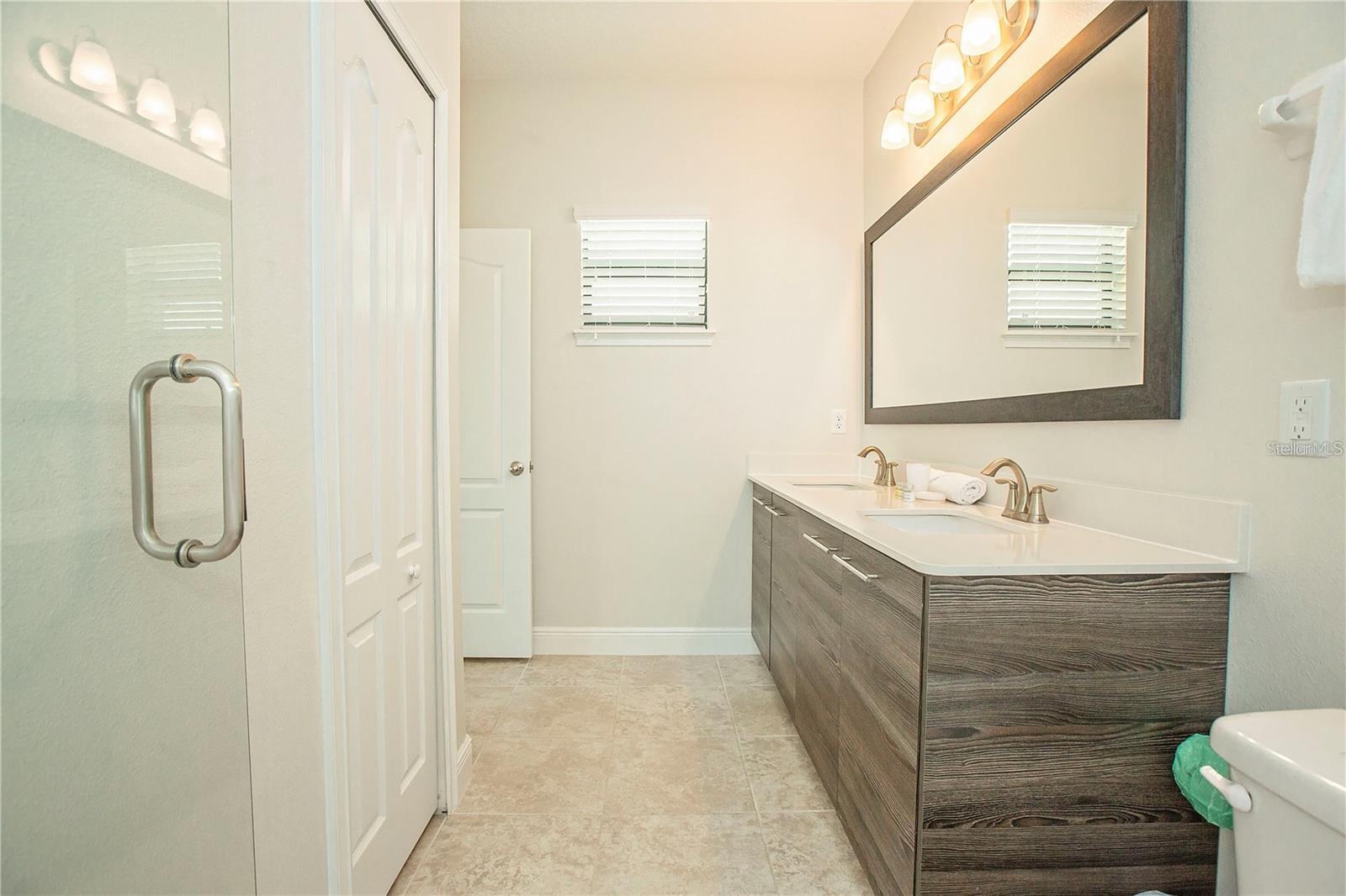 BALMORAL ESTATES - Residential Lease