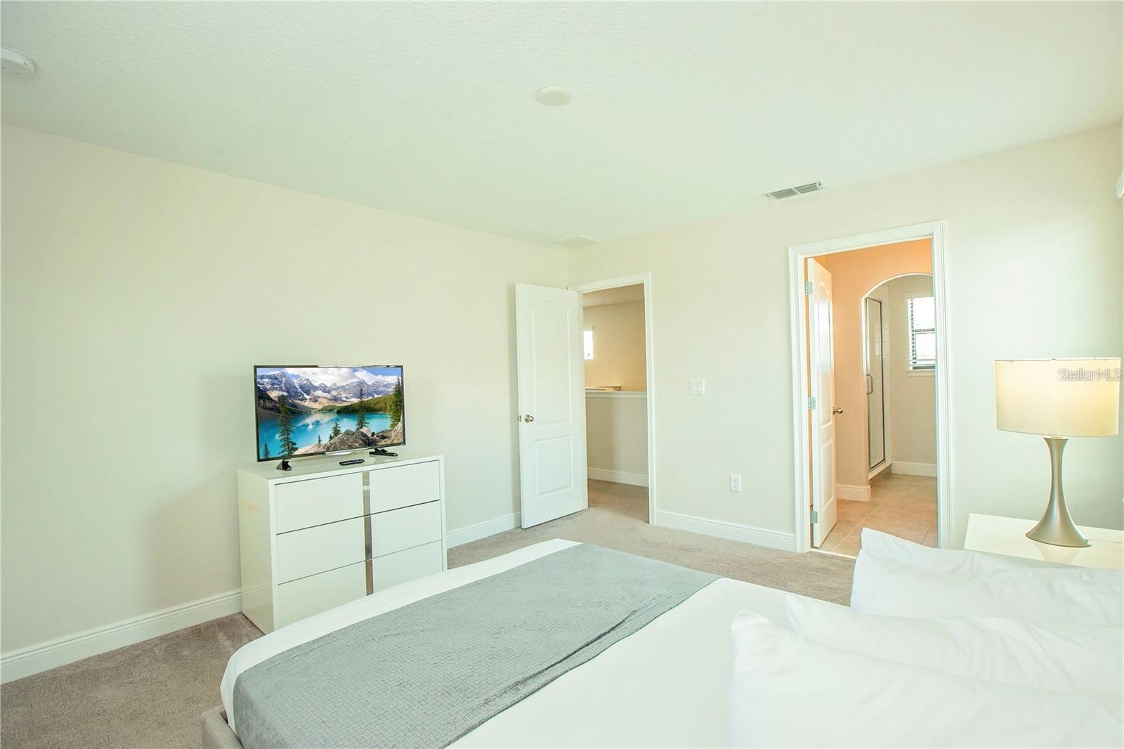 BALMORAL ESTATES - Residential Lease