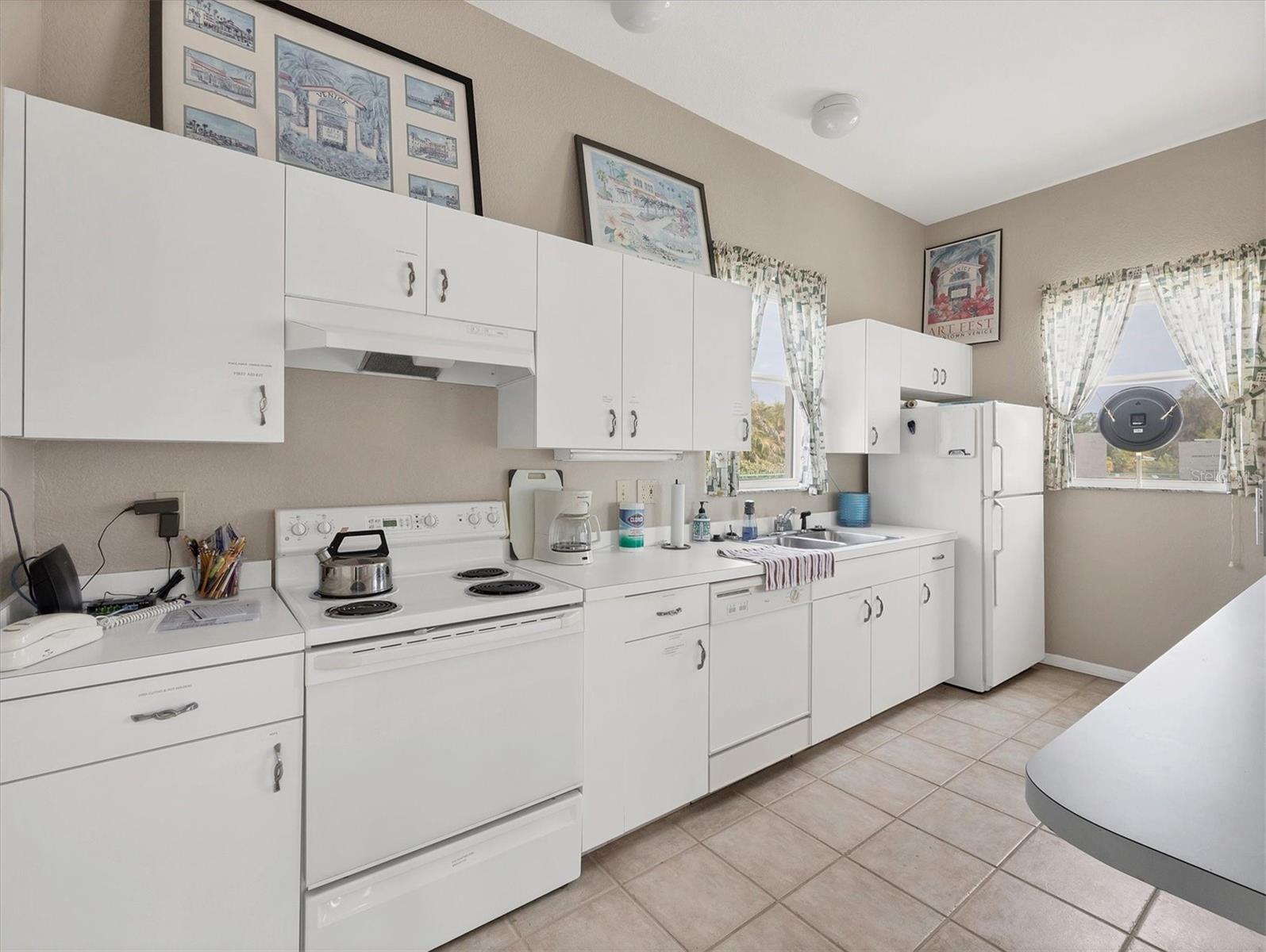 SWEETWATER VILLAS AT SOUTHWOOD PH 02 - Residential