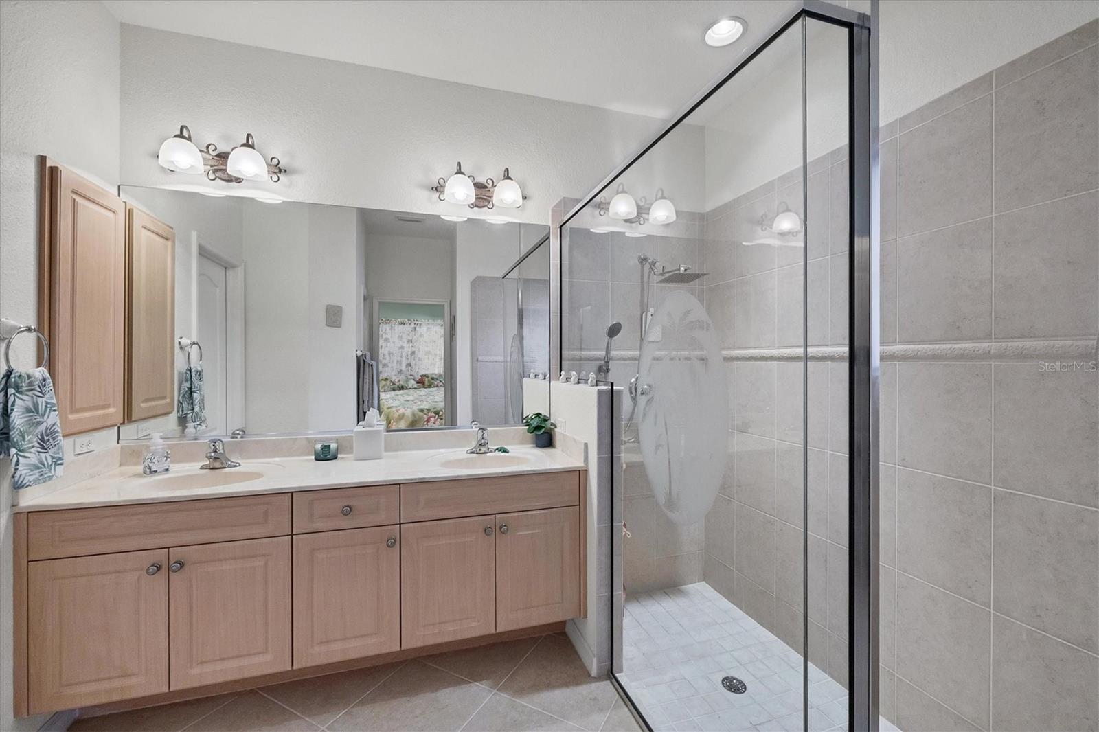 SWEETWATER VILLAS AT SOUTHWOOD PH 02 - Residential