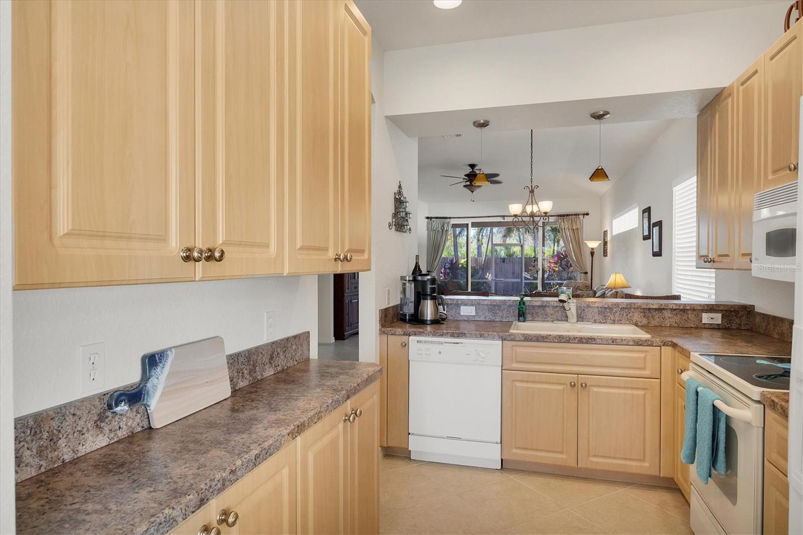 SWEETWATER VILLAS AT SOUTHWOOD PH 02 - Residential