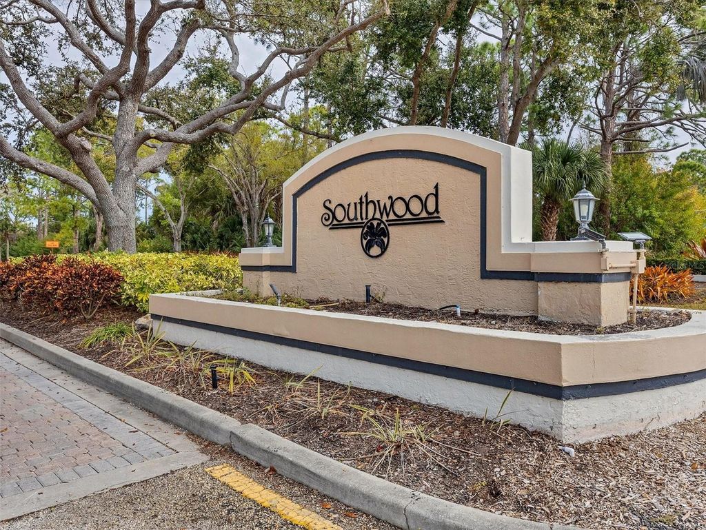 Photo of 5016 E Seagrass Drive, Venice, FL 34293 (MLS # D6146099)