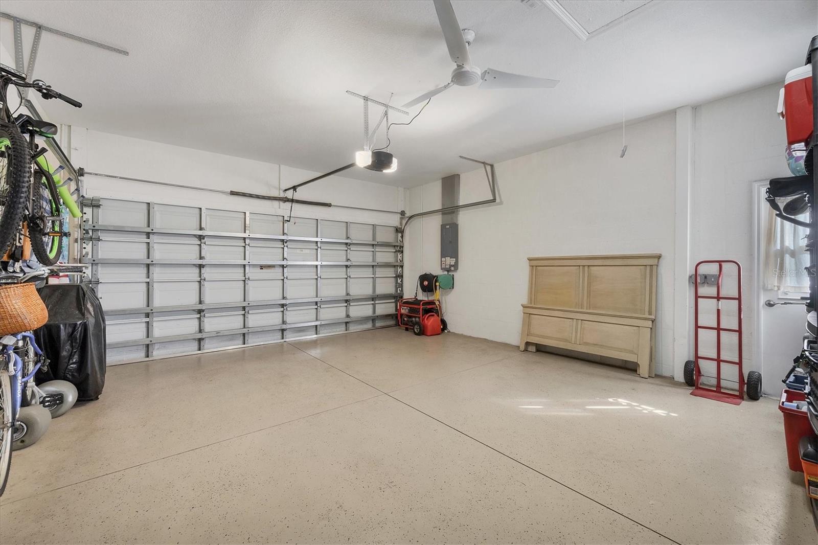 SWEETWATER VILLAS AT SOUTHWOOD PH 02 - Residential