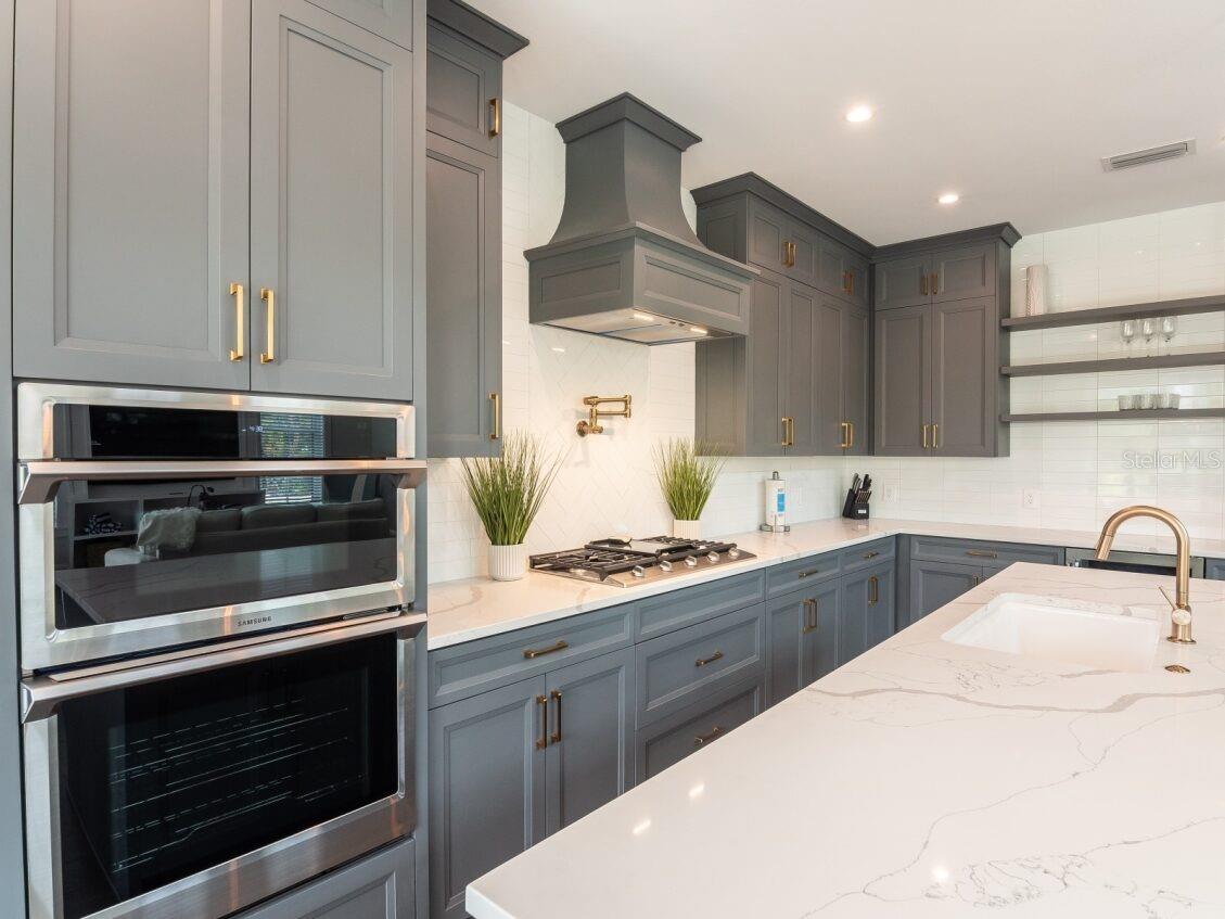 SHORE ACRES FOURTH ADD - Residential