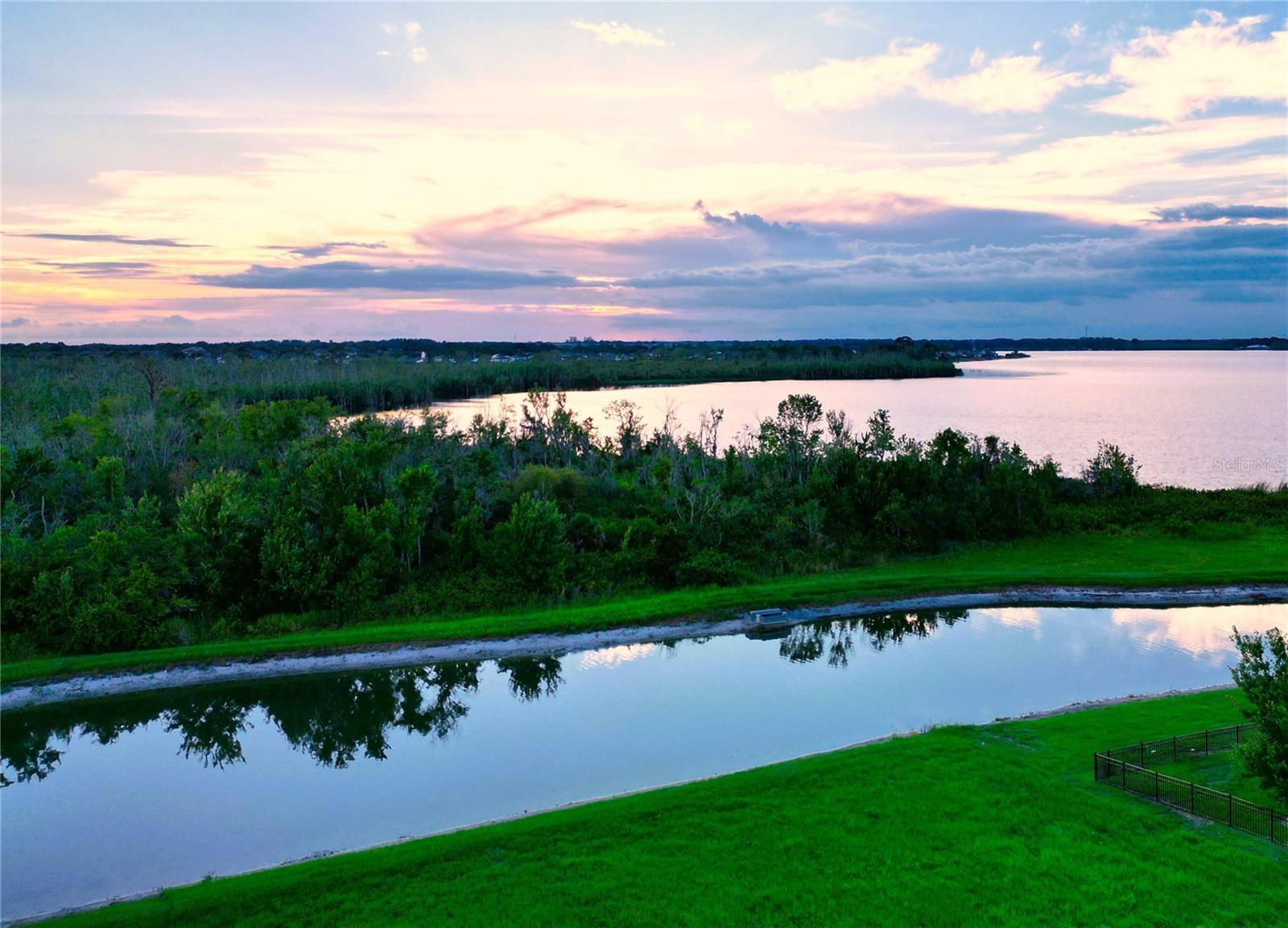 WATER RIDGE SUB - Land