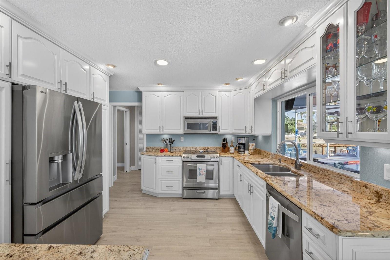 FLOR A MAR - Residential