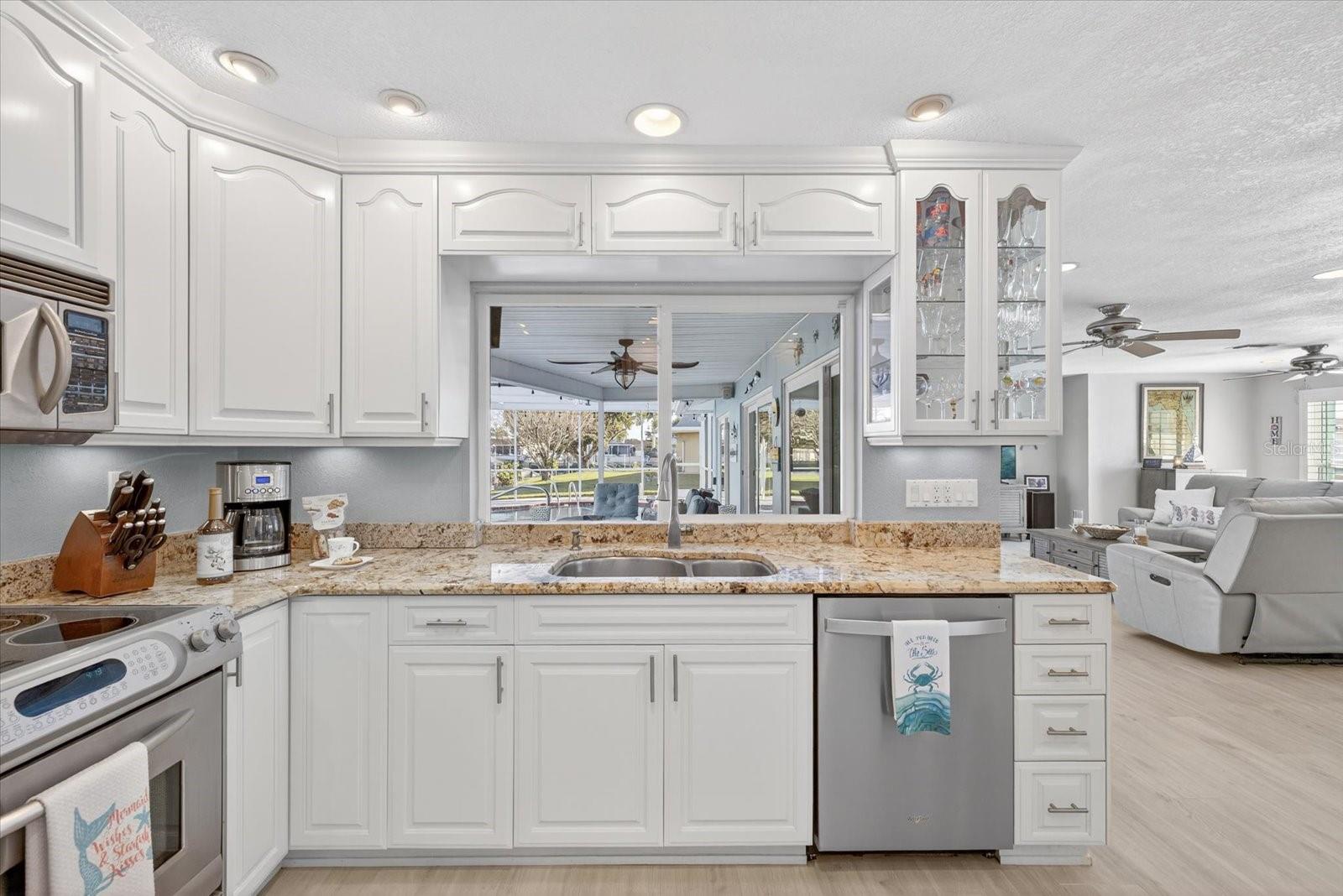 FLOR A MAR - Residential