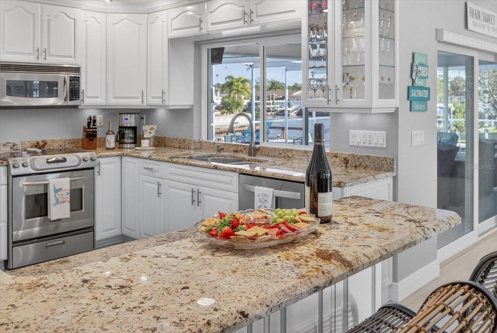 FLOR A MAR - Residential