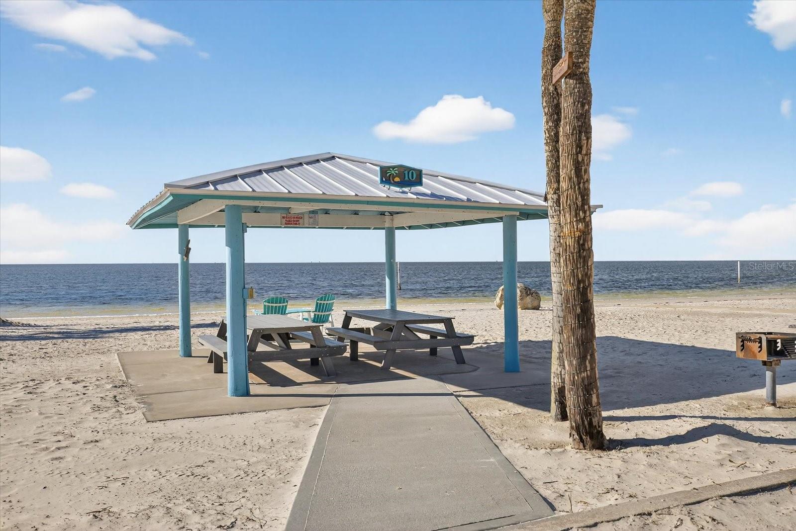 FLOR A MAR - Residential