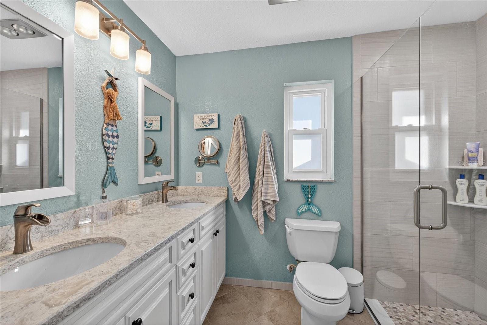 FLOR A MAR - Residential