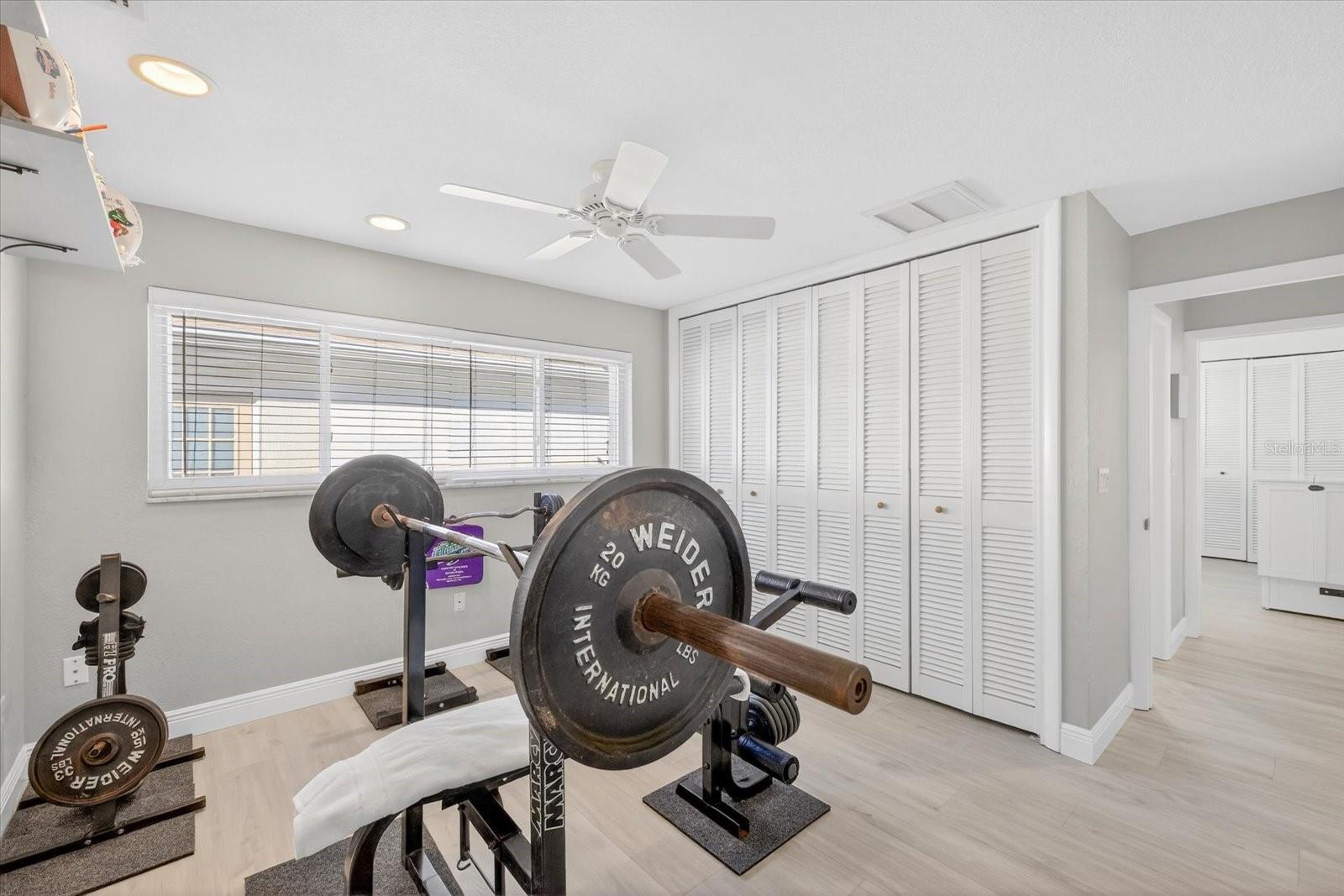 FLOR A MAR - Residential