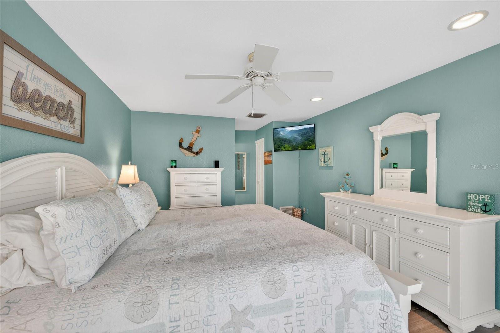 FLOR A MAR - Residential