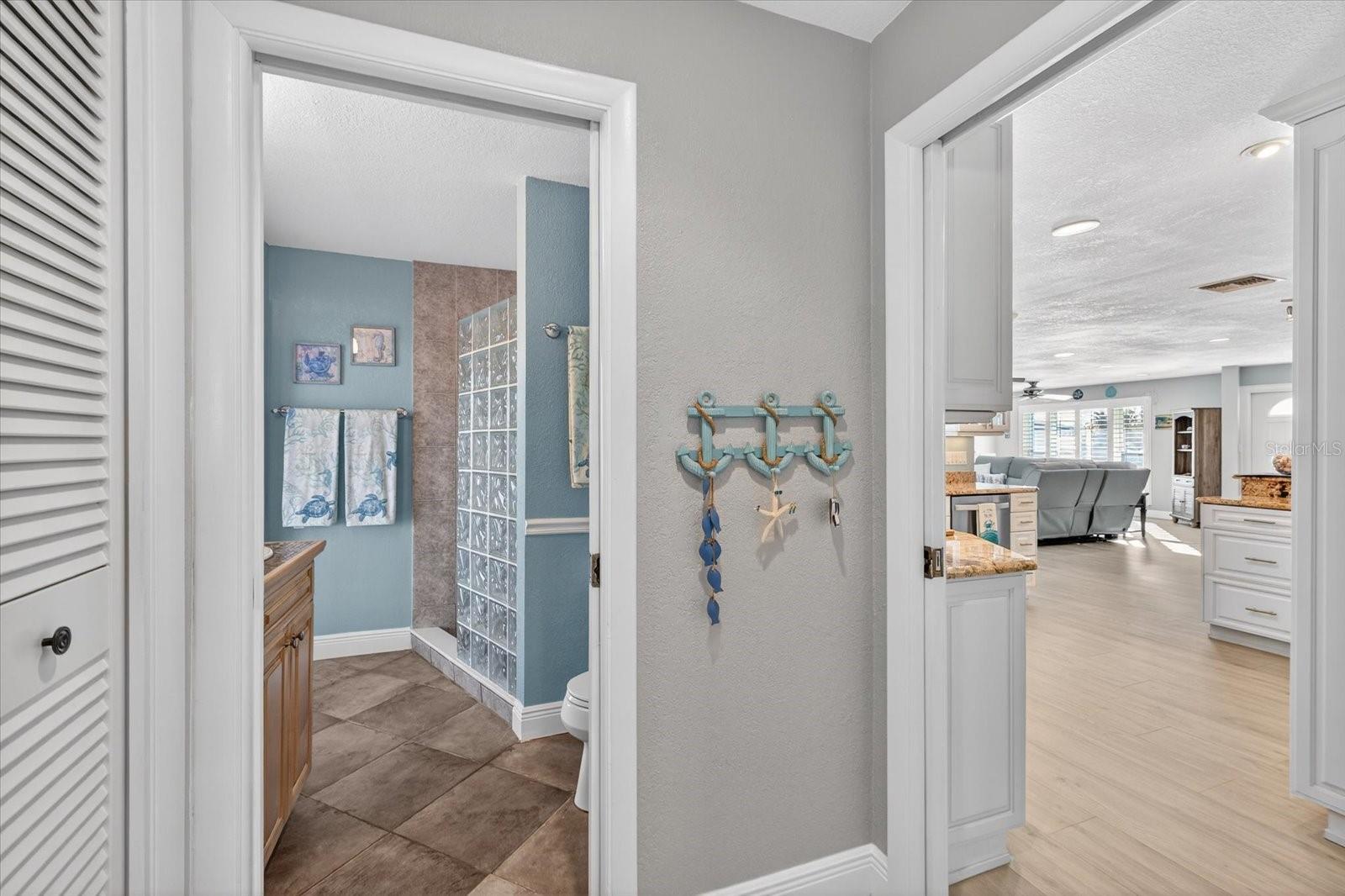 FLOR A MAR - Residential