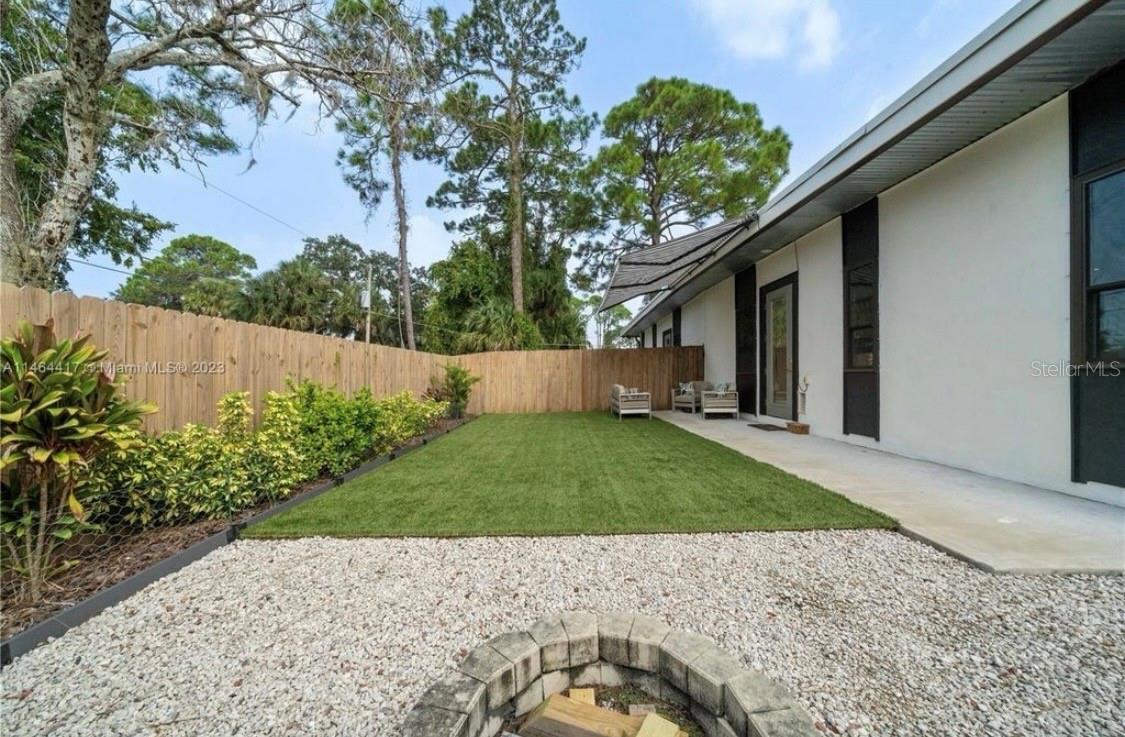 FLORIDA SHORES 01 - Residential