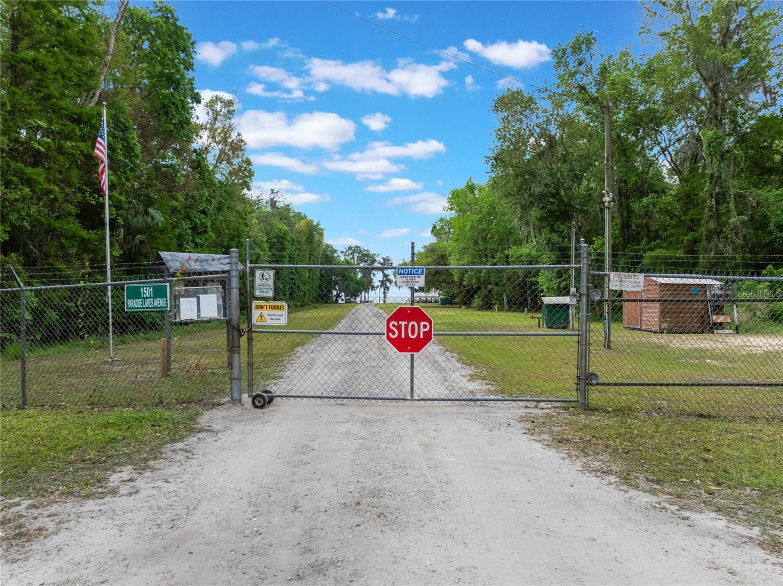 PARADISE LAKES SUB - Land